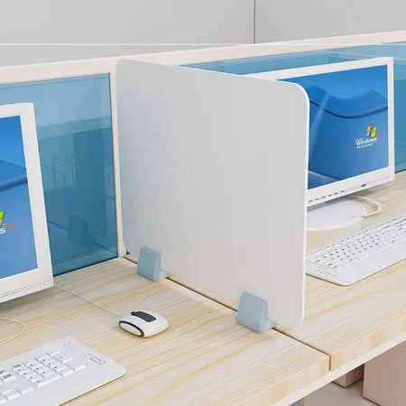 Pleksiglas pregrade za ured